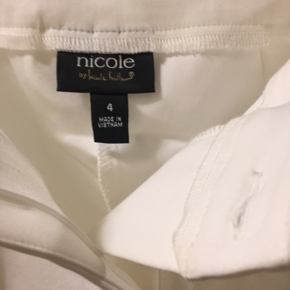 Capris - Picture 2 of 4